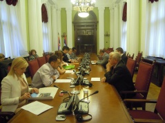2. октобар 2012. Председник и чланови Одбора за дијаспору и Србе у региону у разговору са делегацијом Савеза српских удружења у Шведској